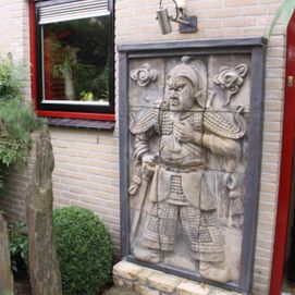 Beeldhouwkunst in tuin